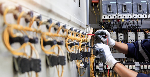Professional Electrician technician working in Hughesville, MD